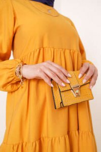 Omuz Büzgülü Elbise Hardal